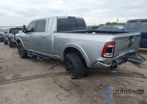 2022 Ram 2500 Laramie 4X4 6'4 Box z USA, uszkodzony, nr VIN 3C6UR5NL1NG286362